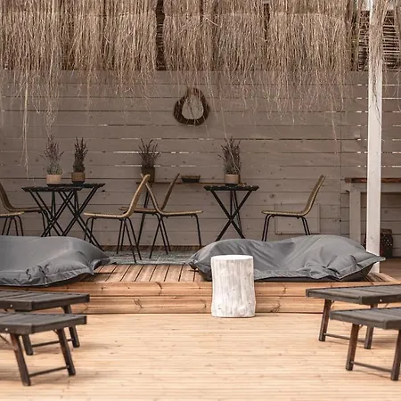 Gæstehus La - Saint 4*