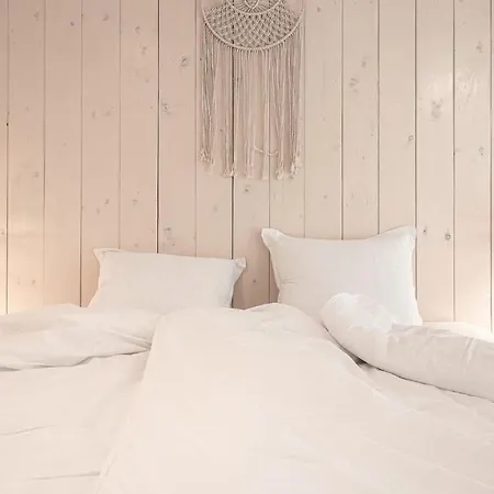 La - Saint Gæstehus 4*