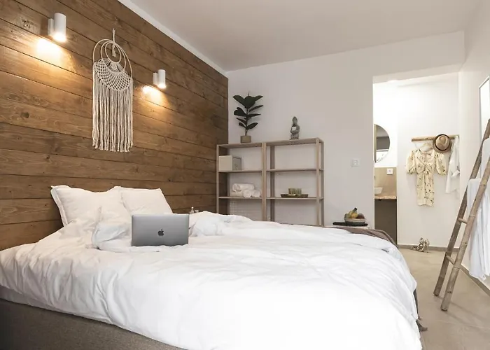 La - Saint Vendégház