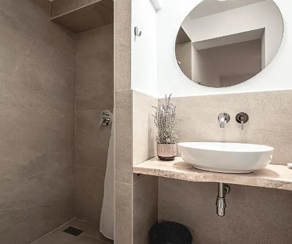 La - Saint Szveti Vlasz