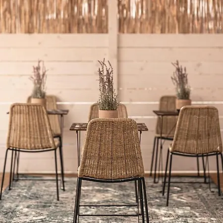 La - Saint スヴェティ・ヴラス