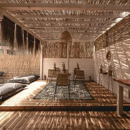 ゲストハウス La - Saint 4*